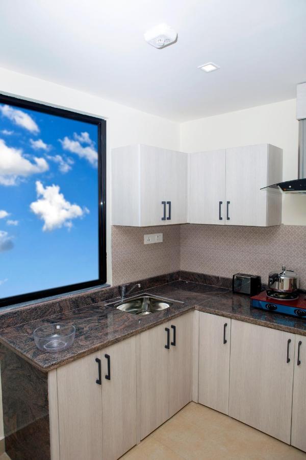 Sarovar Residency Serviced Apartment Hotel Jawlakhel Dış mekan fotoğraf