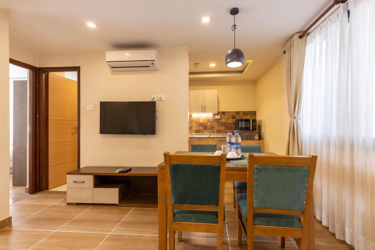 Sarovar Residency Serviced Apartment Hotel Jawlakhel Dış mekan fotoğraf